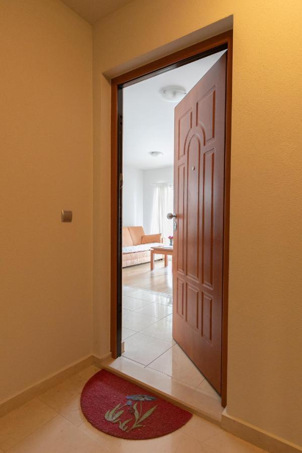 Apartman Mar18 Макарска Экстерьер фото